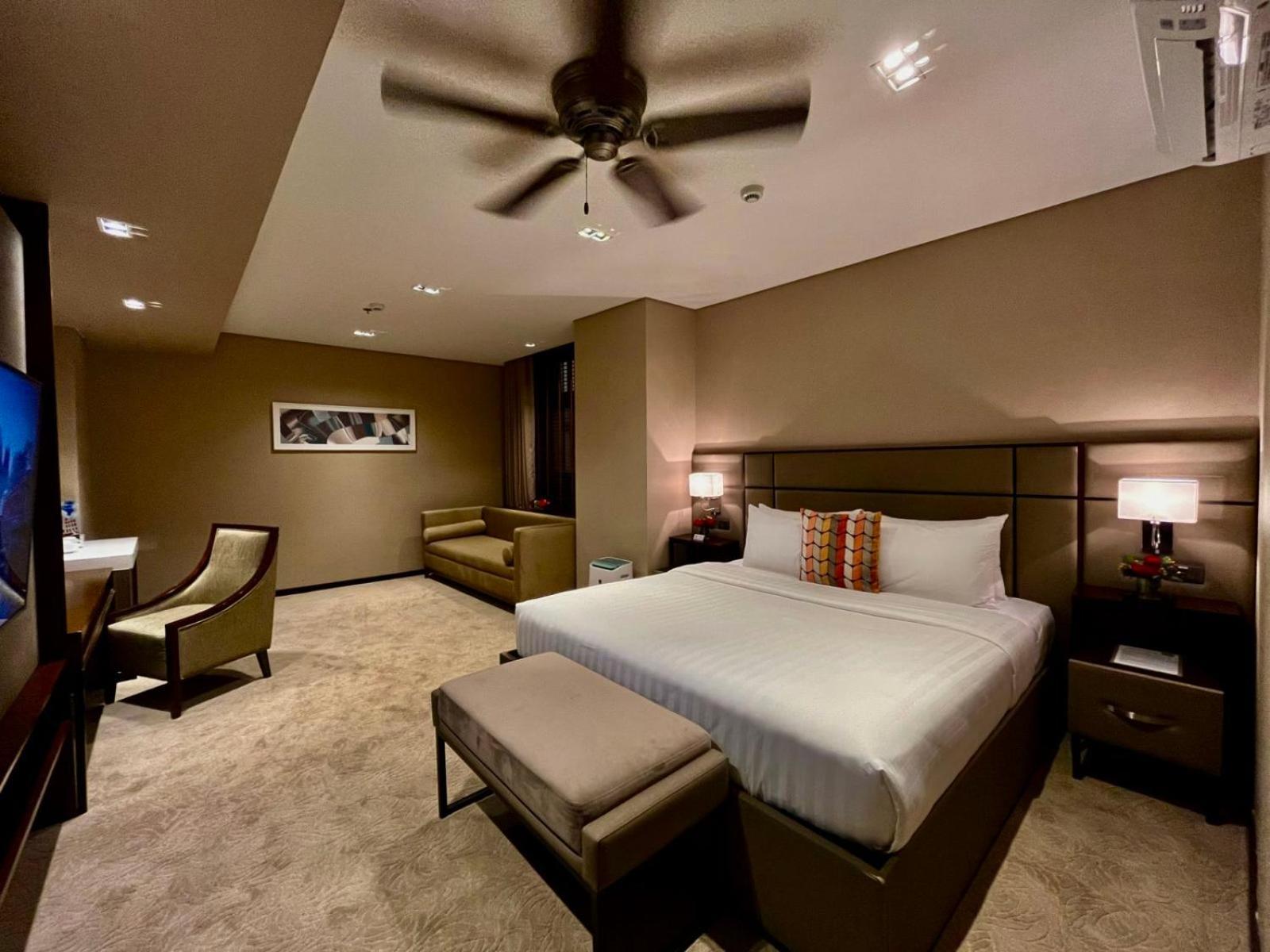 The Plaza Garden Hotel And Residences Baguio City Екстер'єр фото